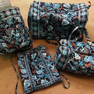 4 piece set Vera Bradley Java Blue Large & Small Duffel, Vera tote and backpack